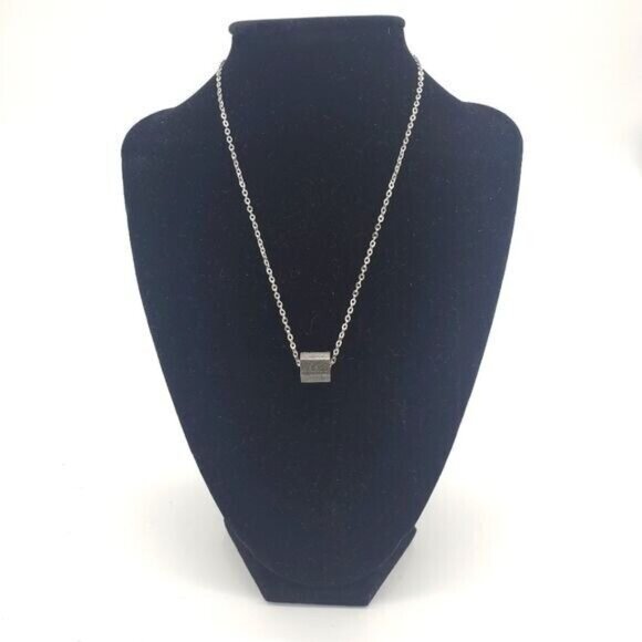 Pewter Barrel Necklace Rotating Words WICKED FOXY MAYBE - Picture 2 of 5